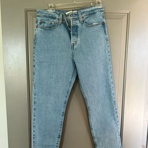 Levi’s Wedgie Straight Jeans